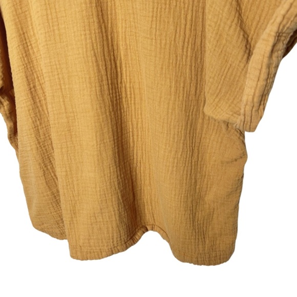 Universal Thread Women's 2-Piece Set Muslin Short Sleeve Shirt & Shorts Mustard - Picture 6 of 16